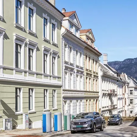 Beautiful In The Middle Of City! Apartman Bergen